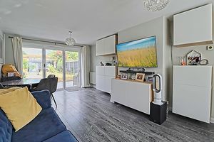 Living Room- click for photo gallery
